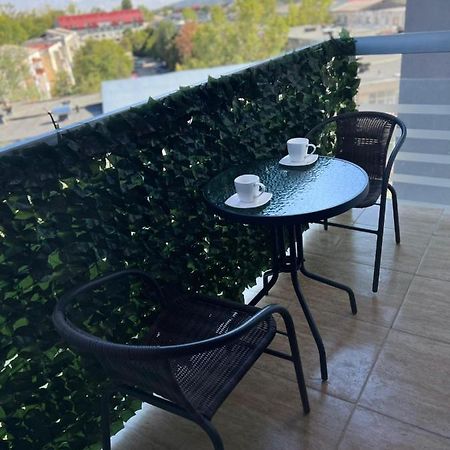 Td Apartments 2 ヤシ エクステリア 写真